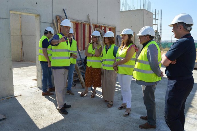 Avanzan las obras del Parque de Bomberos de San Juan del Puerto, que estarán finalizadas este año.