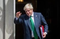 Johnson asegura que dejará Downing Street "con la cabeza alta"
