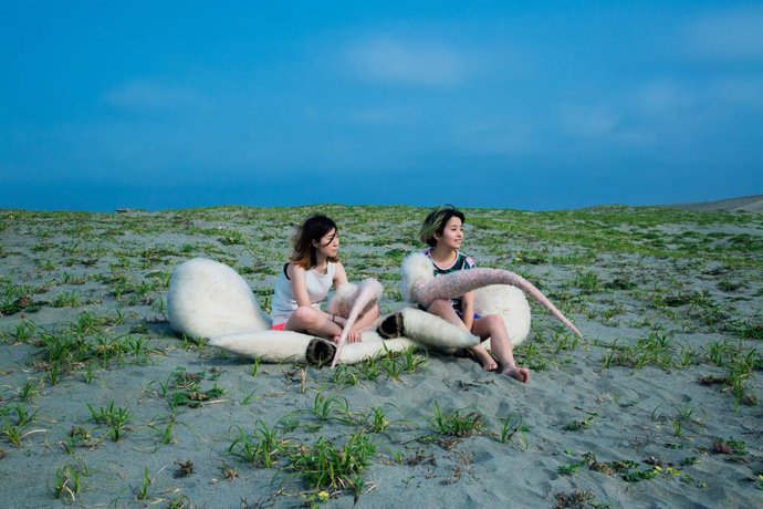 Mai Endoy Aya Momose durante la grabación de Love Condition