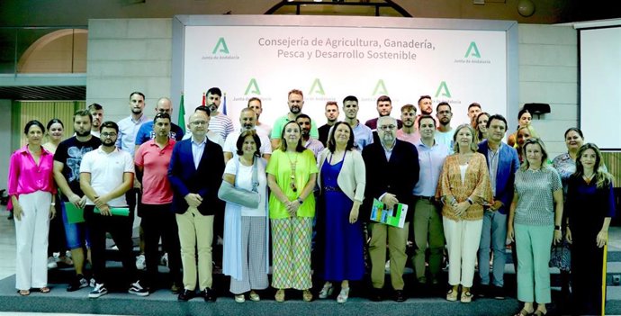 Np Cagpds  Agricultura Fortalece El Relevo Generacional En El Agro Gaditano Con Ayudas Que Superan Los 15M Y Que Permiten Crear 255 Empresas Del Sector