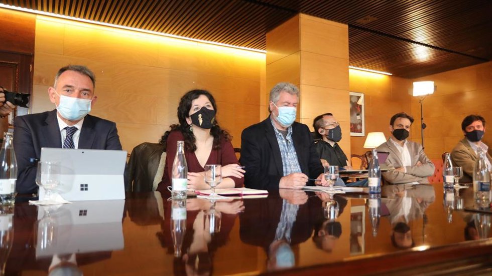 Archivo - (I-D) La portavoz adjunta de Unidas Podemos, Sofía Castañón; el coordinador de Alianza Verde, Juan López de Uralde; el portavoz en el Congreso, Pablo Echenique; el presidente del grupo confederal, Jaume Asens; y el diputado, Antonio Gómez-Rein