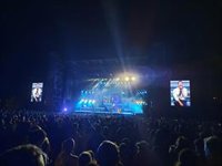 Miles de personas pasan una noche "ideal" con Sebastián Yatra en Vigo