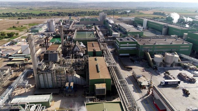 Una fábrica papelera