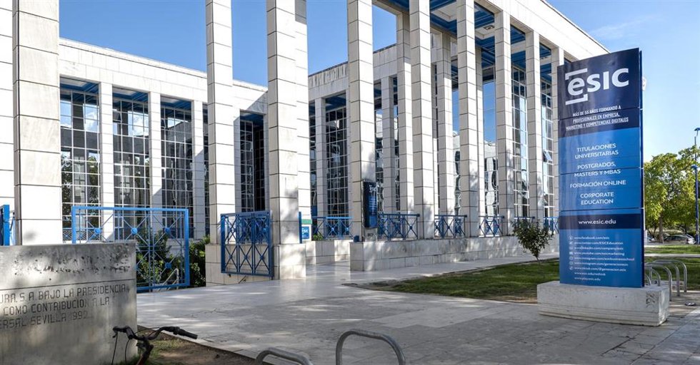 Archivo - Imagen exterior del Campus ESIC Sevilla.