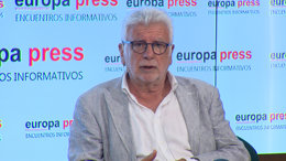 El profesor de análisis químico de la Universitat