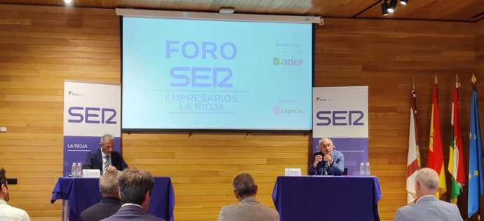 El secretario general de UGT Pepe Álvarez ha intervenido en el Foro SER Empresarios en La Rioja