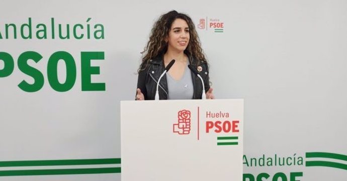 La secretaria de Vivienda del PSOE de Huelva, Teresa Castellano.