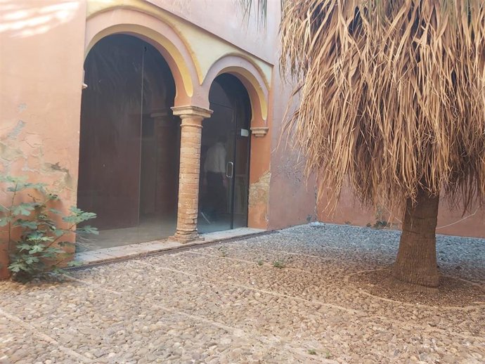 Dependencias de la Casa Palacio Marqués de las Torres de la Pressa que se pretende reconvertir en alojamiento turístico.