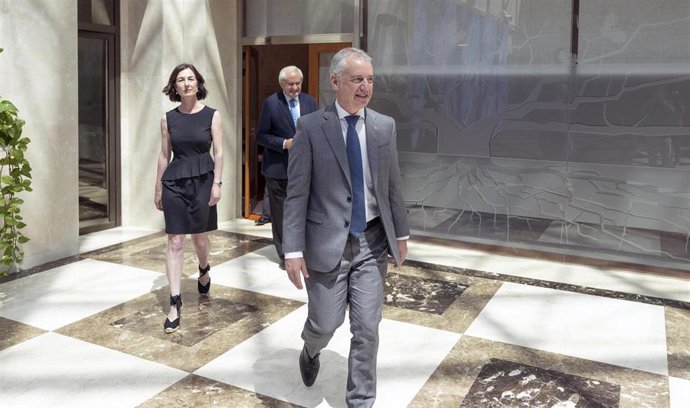 El Lehendakari, Iñigo Urkullu, en el  acto de recepción al alumnado y responsables de los Cursos de Derecho Internacional y Relaciones Internacionales de Vitoria-Gasteiz