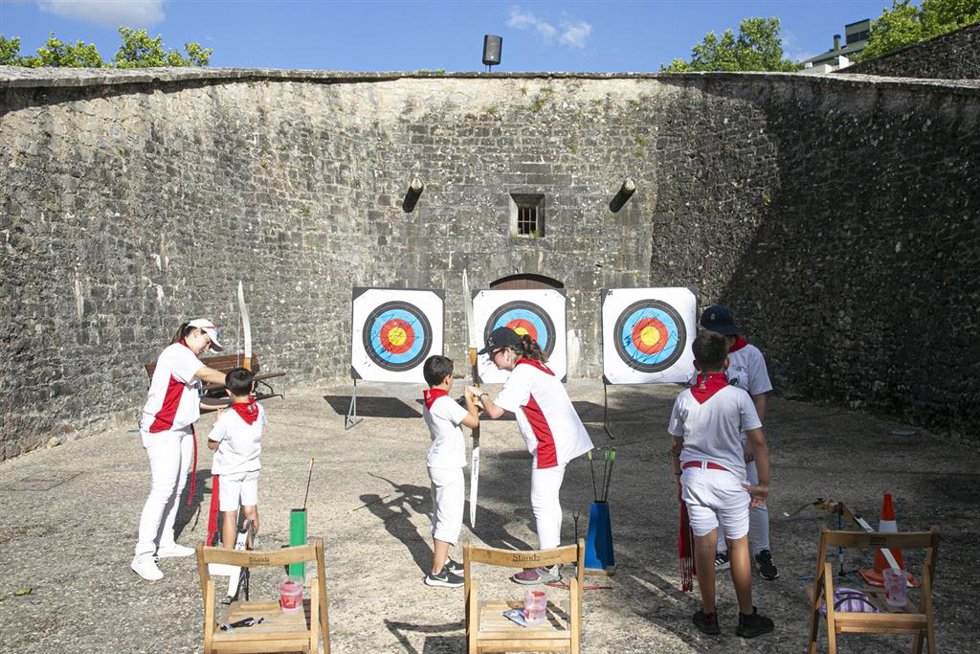 Más de 16.700 niños y adolescentes practican deporte en Sanfermines en la Media Luna con el programa Sportkids.