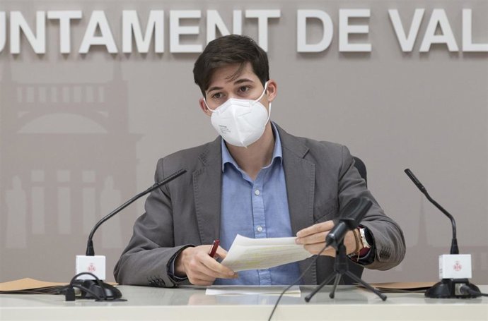 Archivo - El concejal de Desarrollo Innovador de los Sectores Económicos y Empleo, Borja Sanjuán, en imagen de archivo.