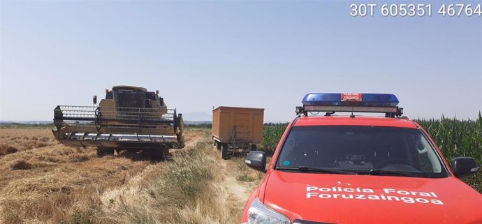 Denunciado un agricultor por estar cosechando a pesar de la prohibición expresa por riesgo máximo de incendio