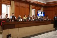 El Pleno municipal aprueba por unanimidad cuatro mociones para intervenir en los barrios y colegios de Córdoba