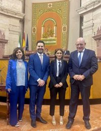 Entrena asegura que Granada está “perfectamente representada” por los parlamentarios socialistas