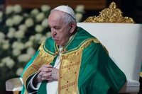 El Papa Francisco pide a los religiosos que "no escondan" los abusos ni trasladen de continente a los abusadores