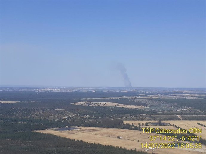 Incendio declarado en Hinojos (Huelva).