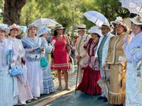 Los orígenes de los veraneos en Santander regresan con la apertura de 'Los Baños de Ola 2022'