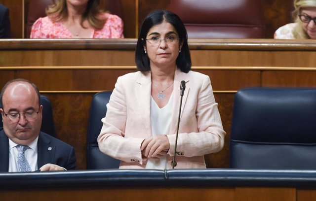 La ministra de Sanidad, Carolina Darias, interviene en una sesión plenaria, en el Congreso de los Diputados, a 29 de junio de 2022, en Madrid (España).