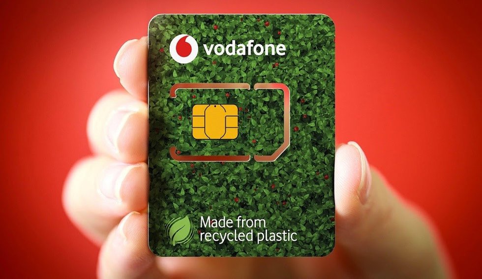 Archivo - Tarjeta ECO-Sim de Vodafone.