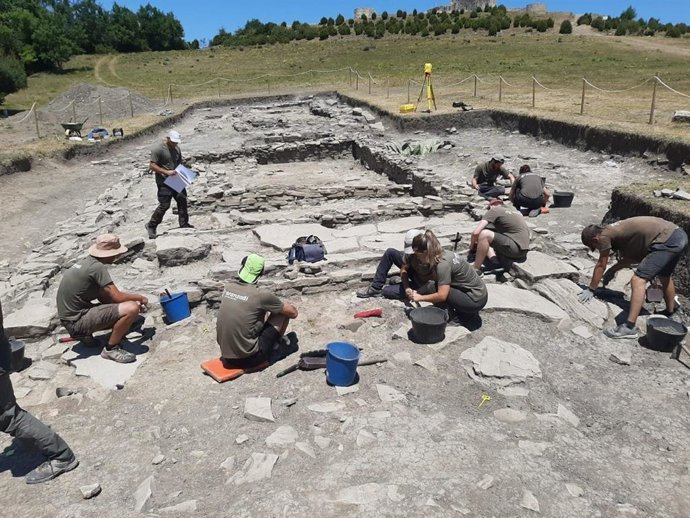 Detalle de labores arqueológicas en la zona