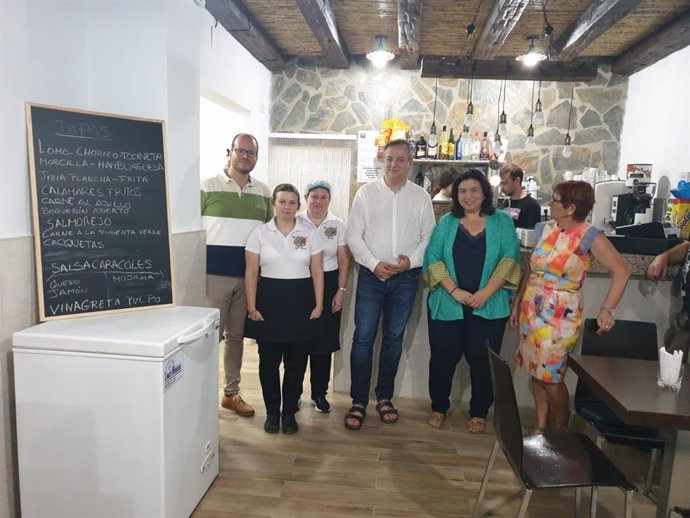 Inauguración de la nueva tienda-bar en Beires (Almería)