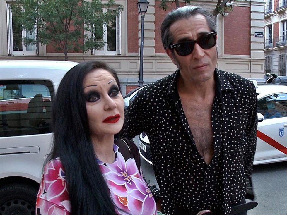 ALASKA Y MARIO VAQUERIZO