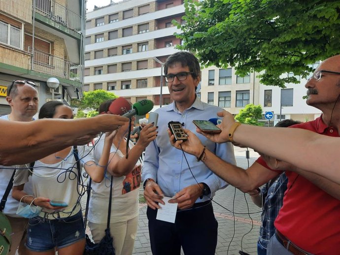 El alcalde, Gorka urtaran