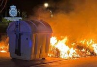 Un tercer detenido por incendios provocados en la huelga de limpieza de Fuengirola (Málaga) en Semana Santa