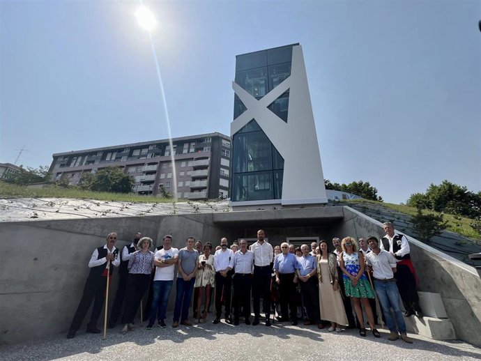 Inauguración del ascensor de Nueva Ciudad