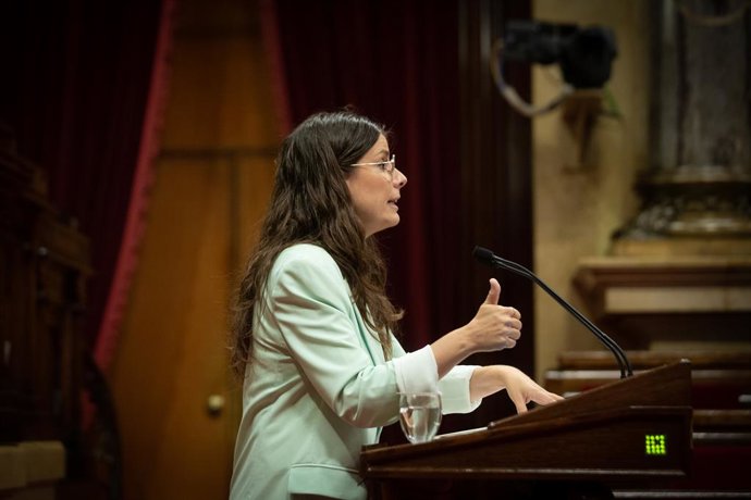 Archivo - La portaveu de Junts al Parlament, Mnica Sales