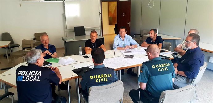 Encuentro interadministrativo para fomentar la colaboración entre el Ayuntamiento de Palma y la Guardia Civil en delitos medioambientales y frenar los escombros ilegales