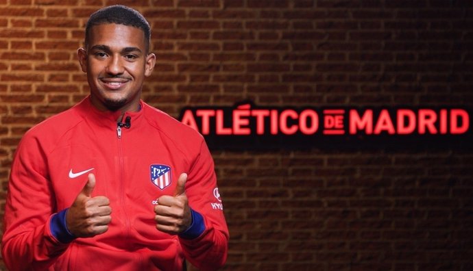 El nuevo jugador del Atlético de Madrid Samuel Lino