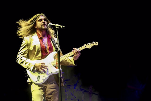 El cantante Juanes actúa en las Noches del Botánico, a 1 de julio de 2022, en Madrid 