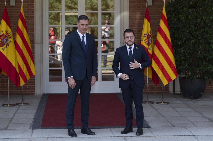 El president del Govern central, Pedro Sánchez, i el de la Generalitat, Pere Aragons