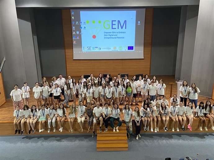 Paerticipantes en el Campus de Verano GEM celebrado en la UJA