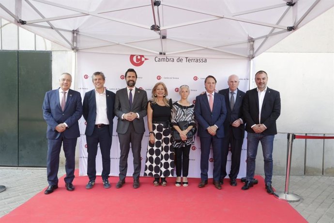 Les autoritats presents en l'acte