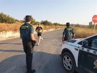 La Guardia Civil de Córdoba aporta seguridad y vigilancia al reto solidario '1000 kms. Por la Sonrisa Infantil'