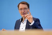 El Ministerio de Sanidad alemán recomienda la cuarta dosis de la vacuna para menores de 60 años