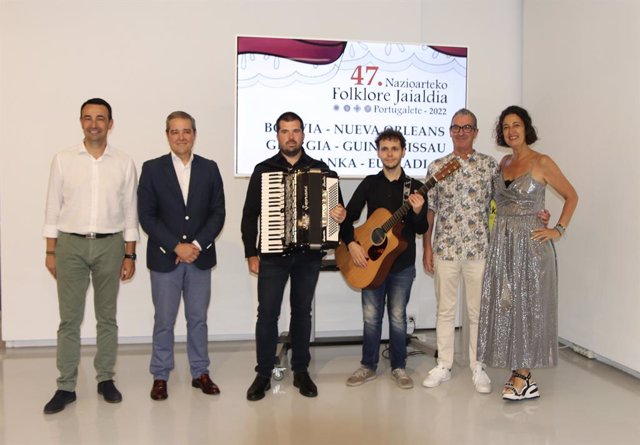 Presentación de la  47 edición del Nazioarteko Folklore de Portugalete