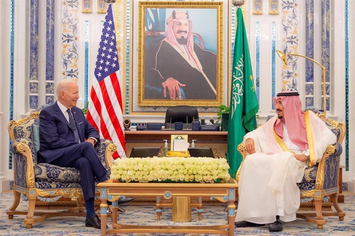 Joe Biden y el rey Salmán de Arabia Saudí 