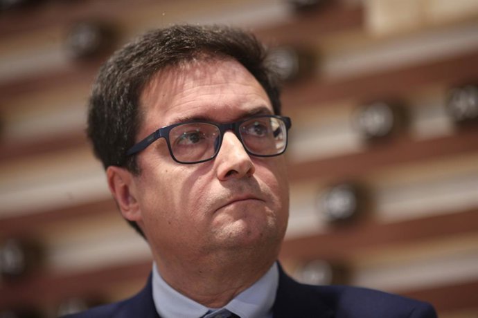 Archivo - El director de Paradores, Óscar López, en la segunda jornada de la Feria Internacional de Turismo- FITUR 2020,  en Madrid (España),a 23 de enero de 2020.