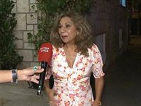 Lolita Flores se entera por nosotros de que su hijo será el padrino de su nieta