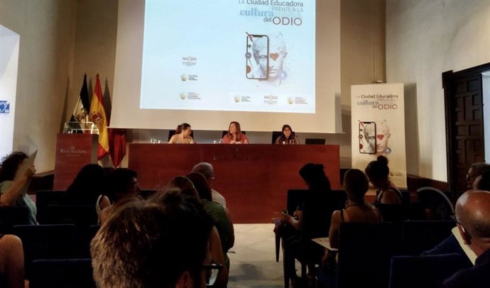 Primera reunión de la red 'Ciudad educadora frente a la cultura del odio
