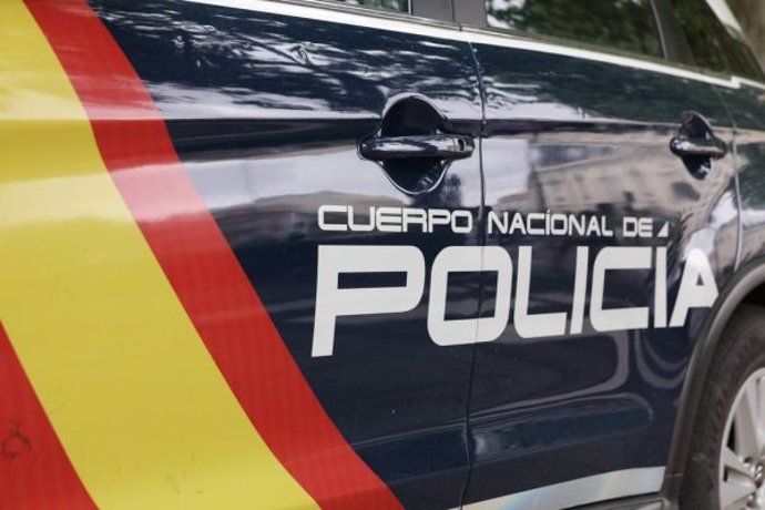 Archivo - Imagen de recurso de un coche patrulla de la Policía Nacional