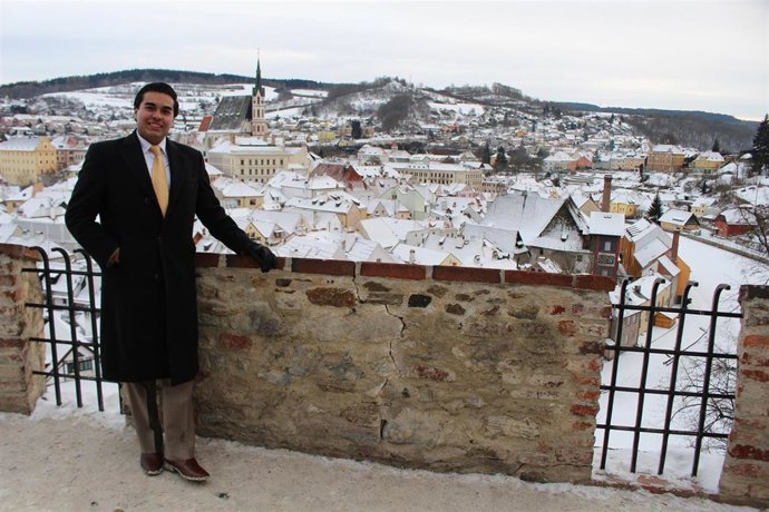 Archivo - Carlos Llanes