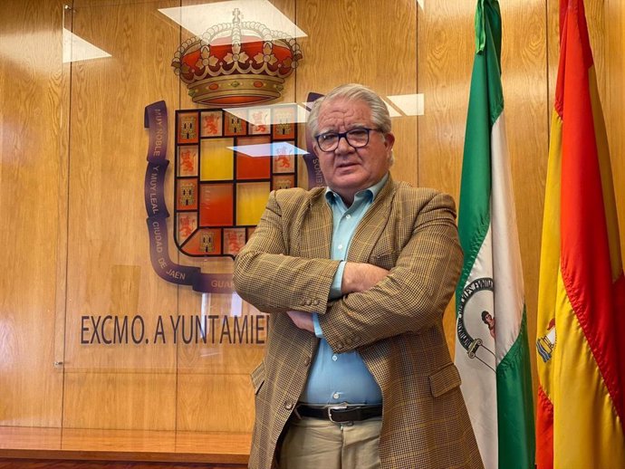 Archivo - Javier Carazo, concejal del PP en el Ayuntamiento de Jaén, en una foto de archivo.