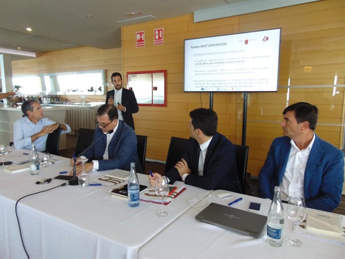 Nota + Foto + Sonido/La Comunidad Convoca Ayudas Por Valor De 12,8 Millones Para Mejorar La Eficiencia Energética De Viviendas Y Edificios