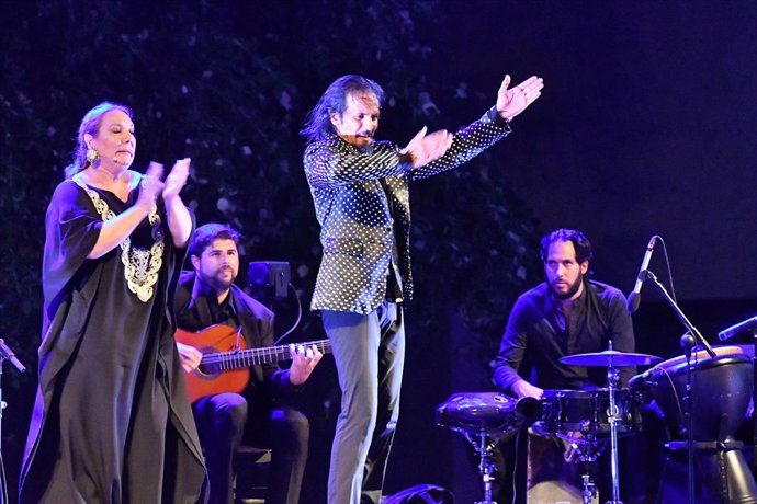 Farruquito, sobre las tablas del Festival Flamenco de Tomares, en la Hacienda Santa Ana.