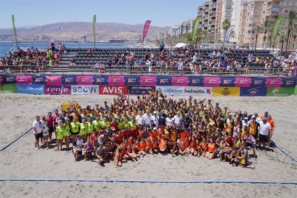 Foto familia del 'Arena 10000'