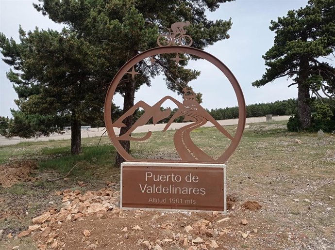 La Comarca Gúdar-Javalambre cuenta con ocho hitos conmemorativos en sus principales puertos de montaña.